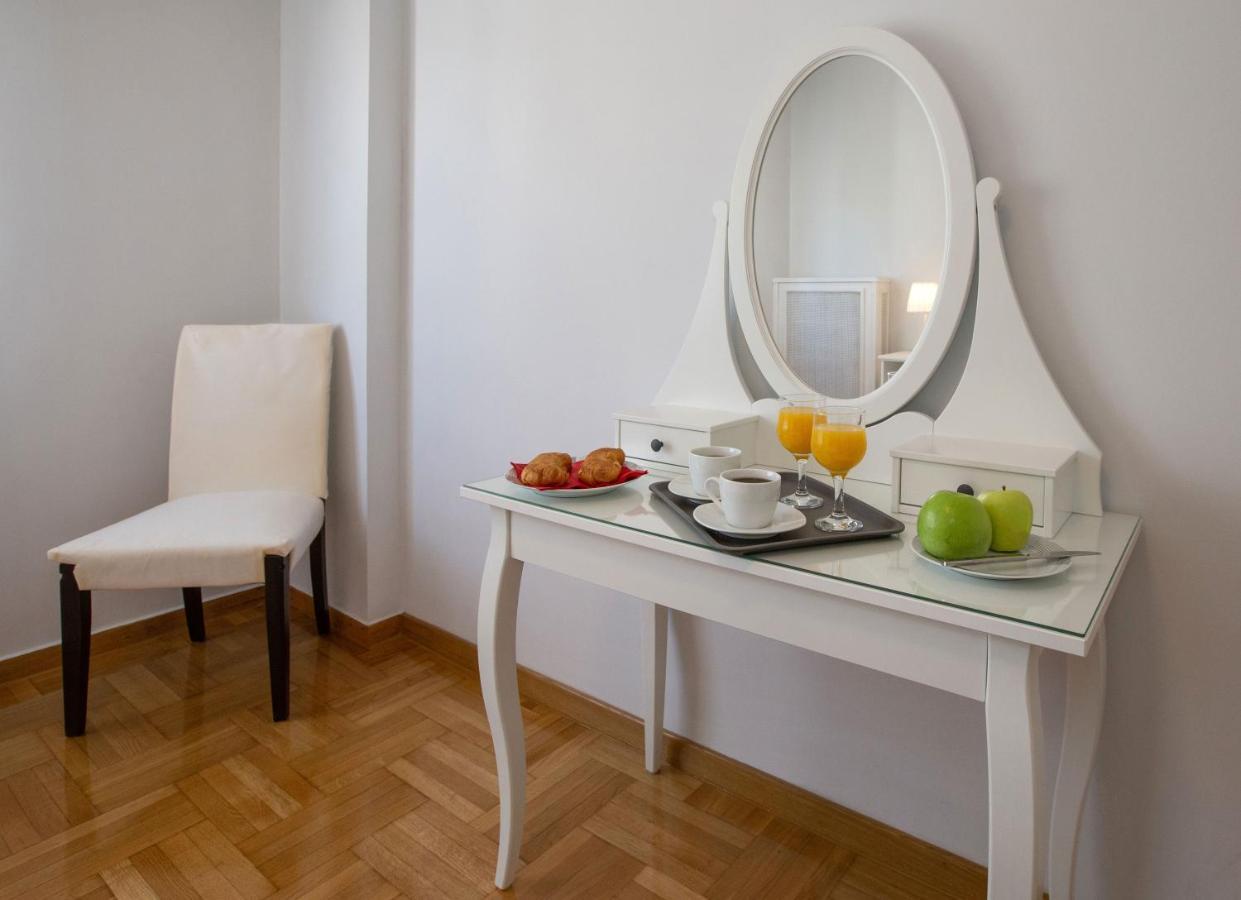 Upscale Luxury Athens Renovated Dream Home In One Of The Most Favorable Locations By National Gardens, Zoo & Hellenic Parliament In Syntagma And Stylish Exquisite Kolonaki Neighborhood Exteriér fotografie